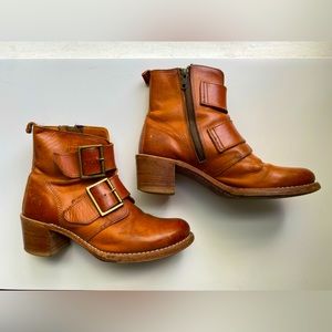 Frye Sabrina Double Buckle Boot US 8